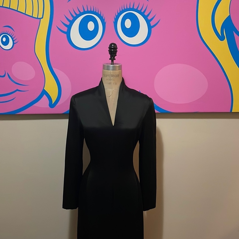 Genny ORO Black Long Sleeve Satin Gown